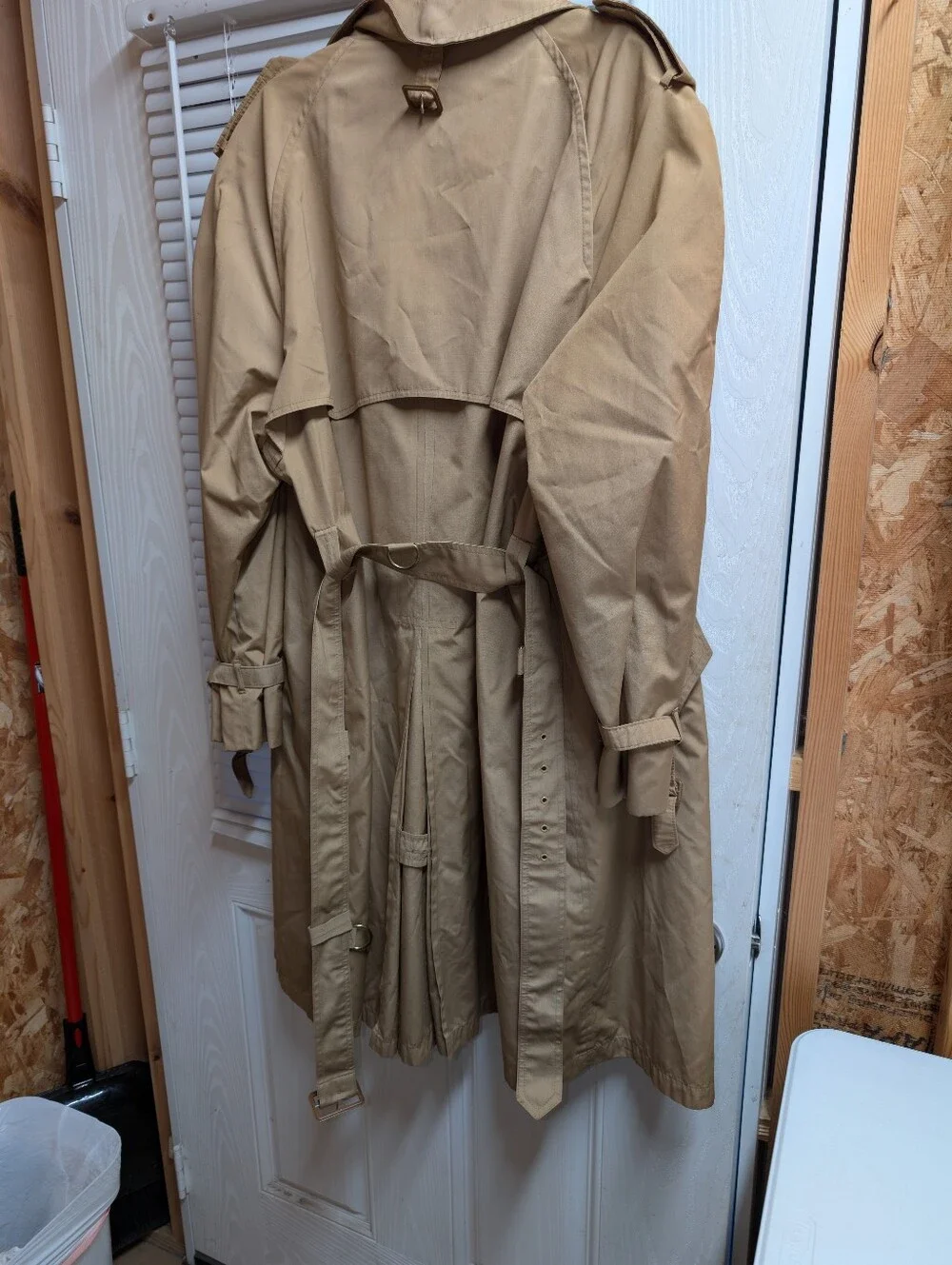 Gleneagles (46R) Classic Beige Trench Coat with Plaid Lining